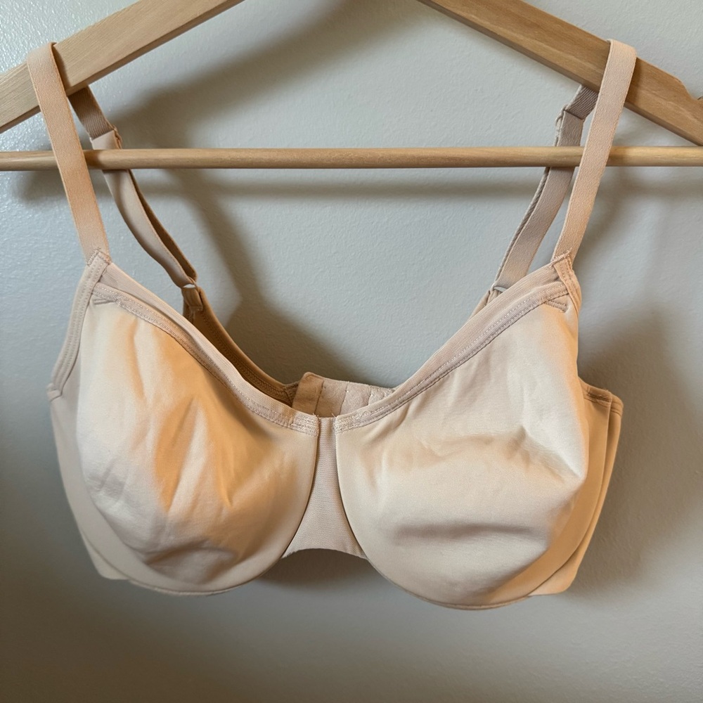 WACOAL Size 32DD Classic Reinvention Full-Figure Spacer Bra 855263 - Picture 2 of 4